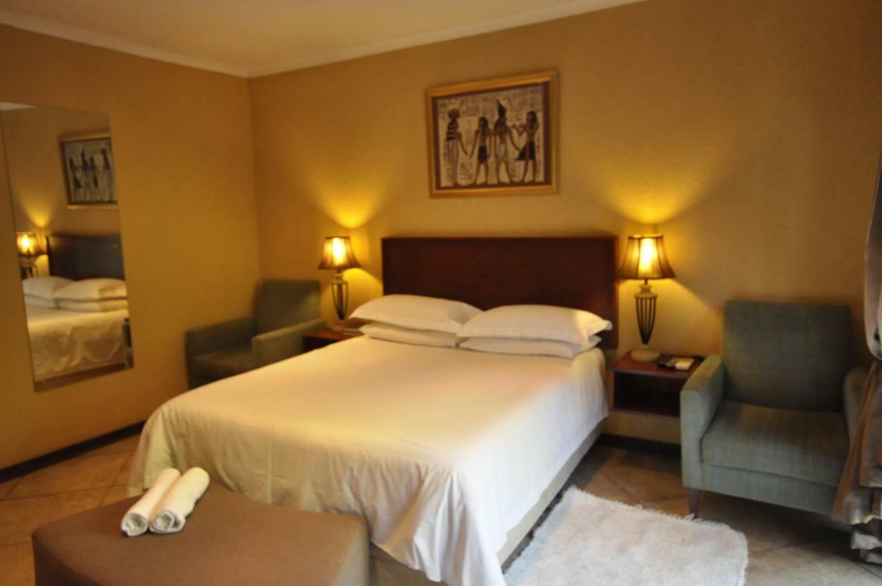 A Knights Rest Guesthouse Pretoria-Noord Exteriör bild