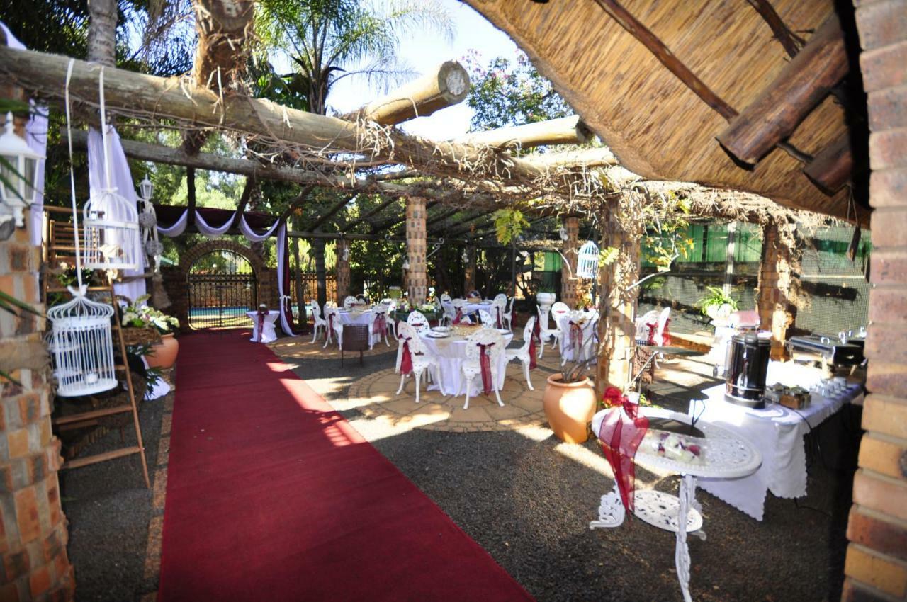 A Knights Rest Guesthouse Pretoria-Noord Exteriör bild